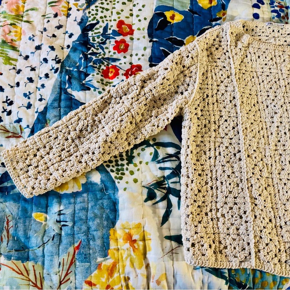 Zara Off-White Crochet Sweater